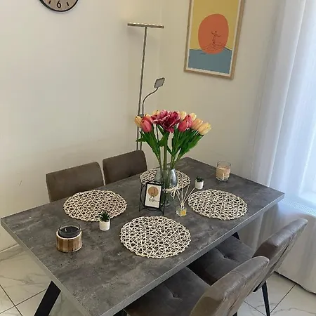 Luxury Riverside Panorama *