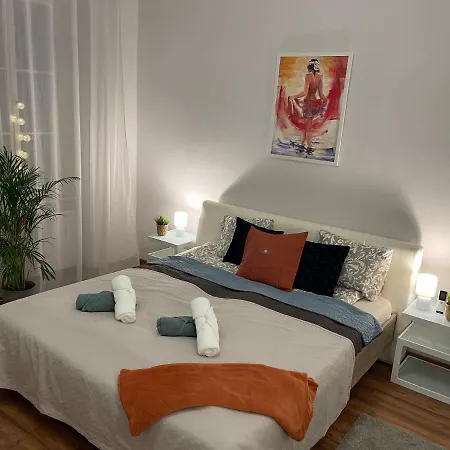 Διαμέρισμα Luxury Riverside Panorama *