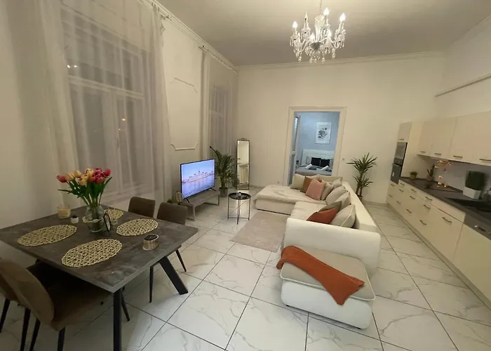 Luxury Riverside Panorama Budapesta