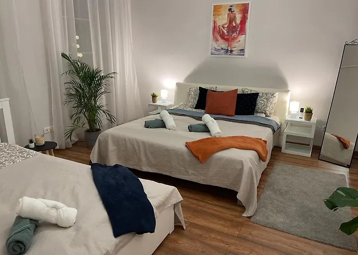 Luxury Riverside Panorama Apartament