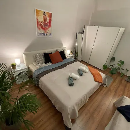 Luxury Riverside Panorama